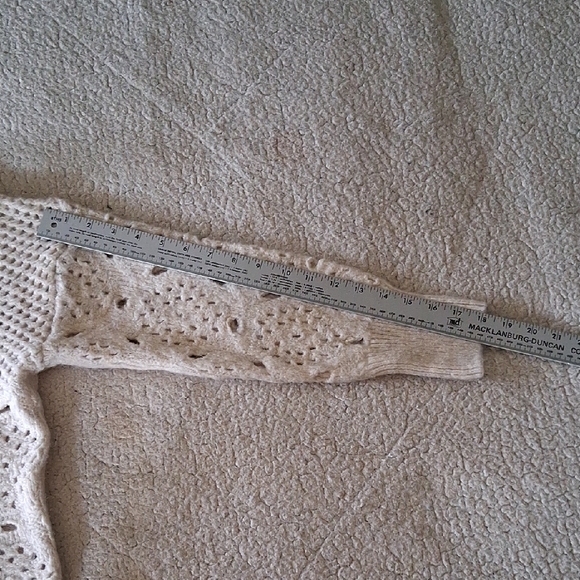 Mango Beige V-Neck Crochet Sweater - Picture 3 of 6